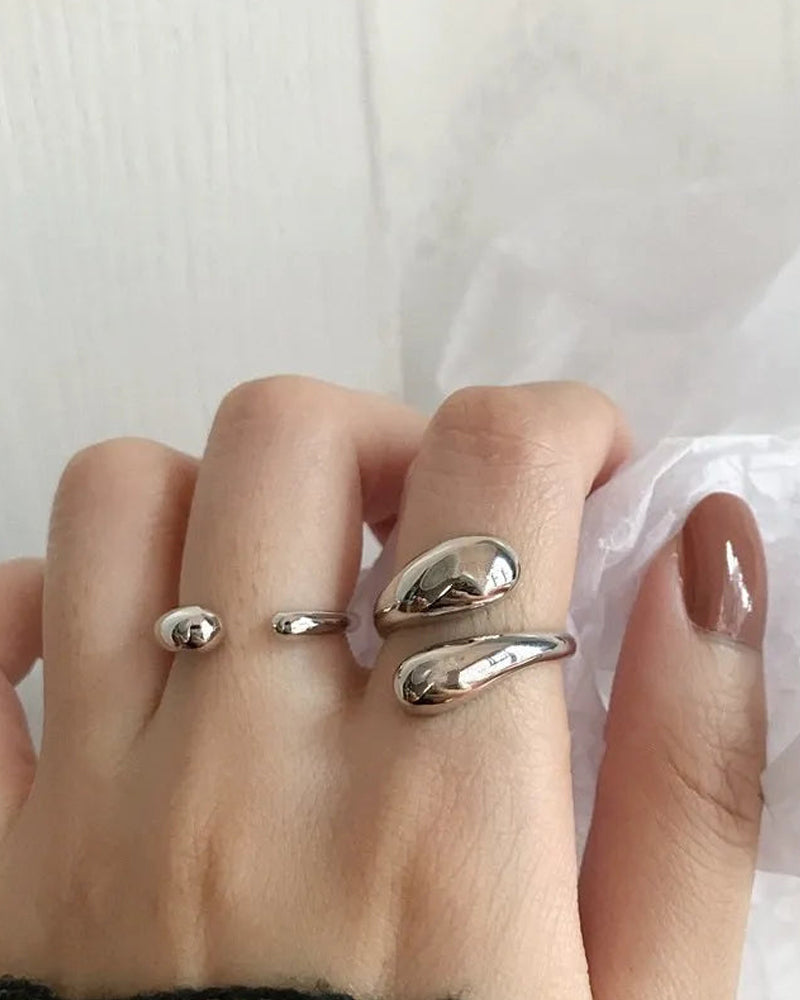 Ring Unregelmäßiger Wassertropfen