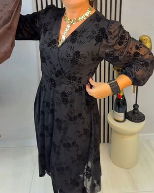 Kleid Blumig V-Ausschnitt Langarm A-Saum