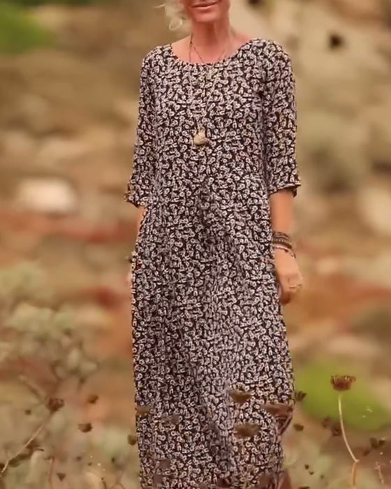 Modisches bedrucktes Kleid mit Rundhalsausschnitt