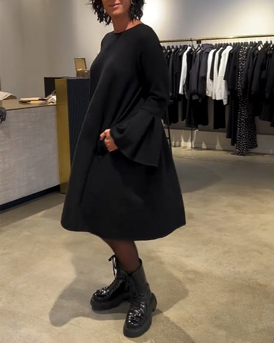 Kleid Uni Schwingenärmel Rüschen