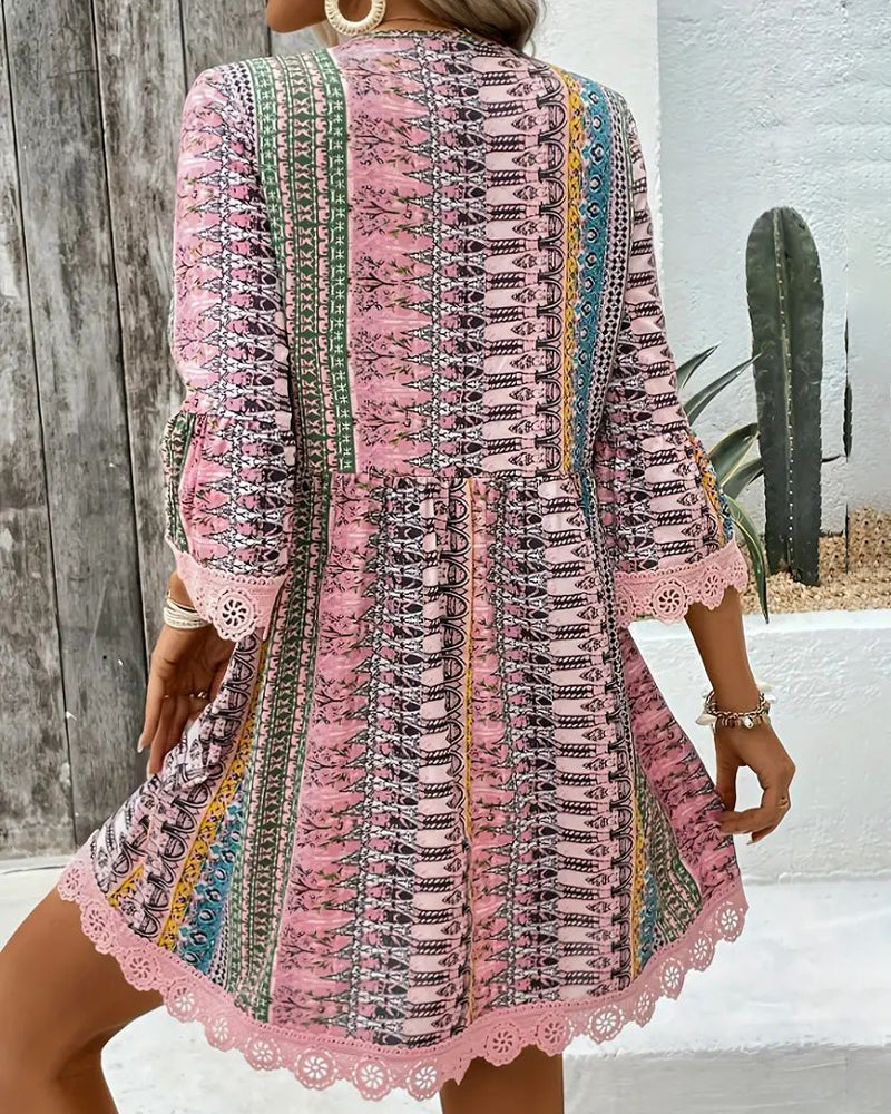 Kleid V-Ausschnitt Spitze Dreiviertelarm