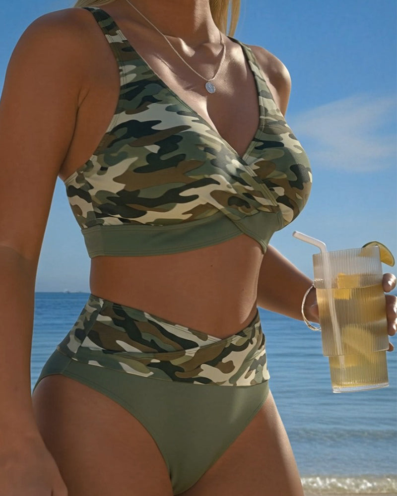 Bikini Überkreuz Design Camo Print