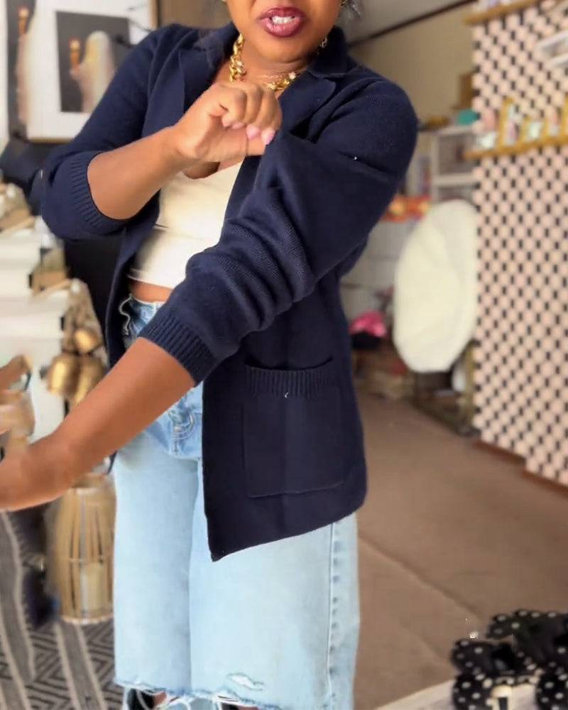 Bequeme Strickjacke in Unifarbe mit Tasche