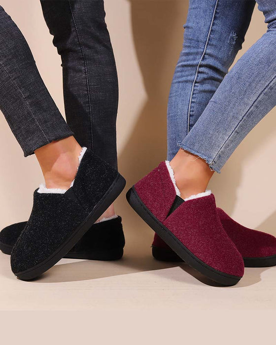Plüschige, einfarbige All-Inclusive-Flachschuhe