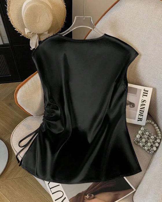 Ärmellose Bluse Mit V-Ausschnitt Und Kordelzug