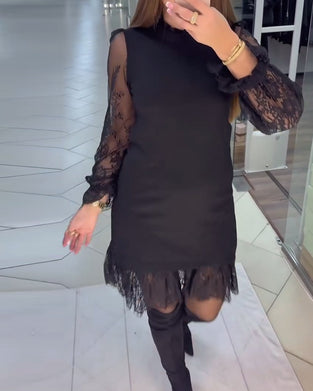 Spitzenbesetztes Patchwork Kleid