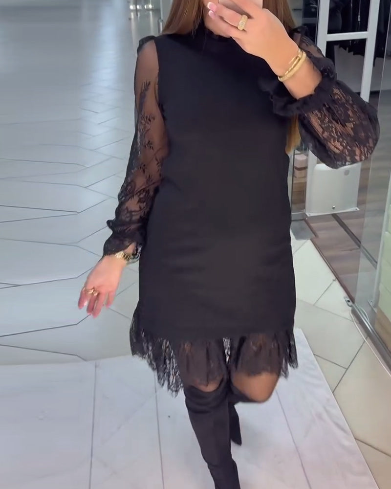 Spitzenbesetztes Patchwork Kleid