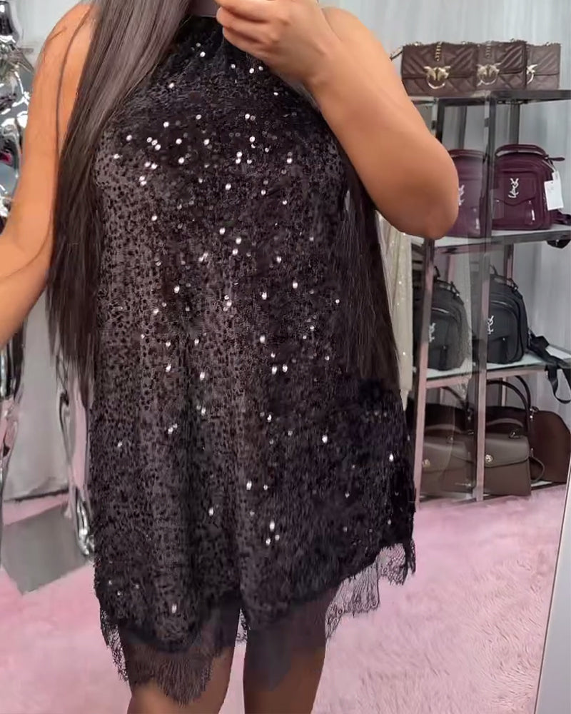 Unifarbenes Kleid mit Patchwork-Details