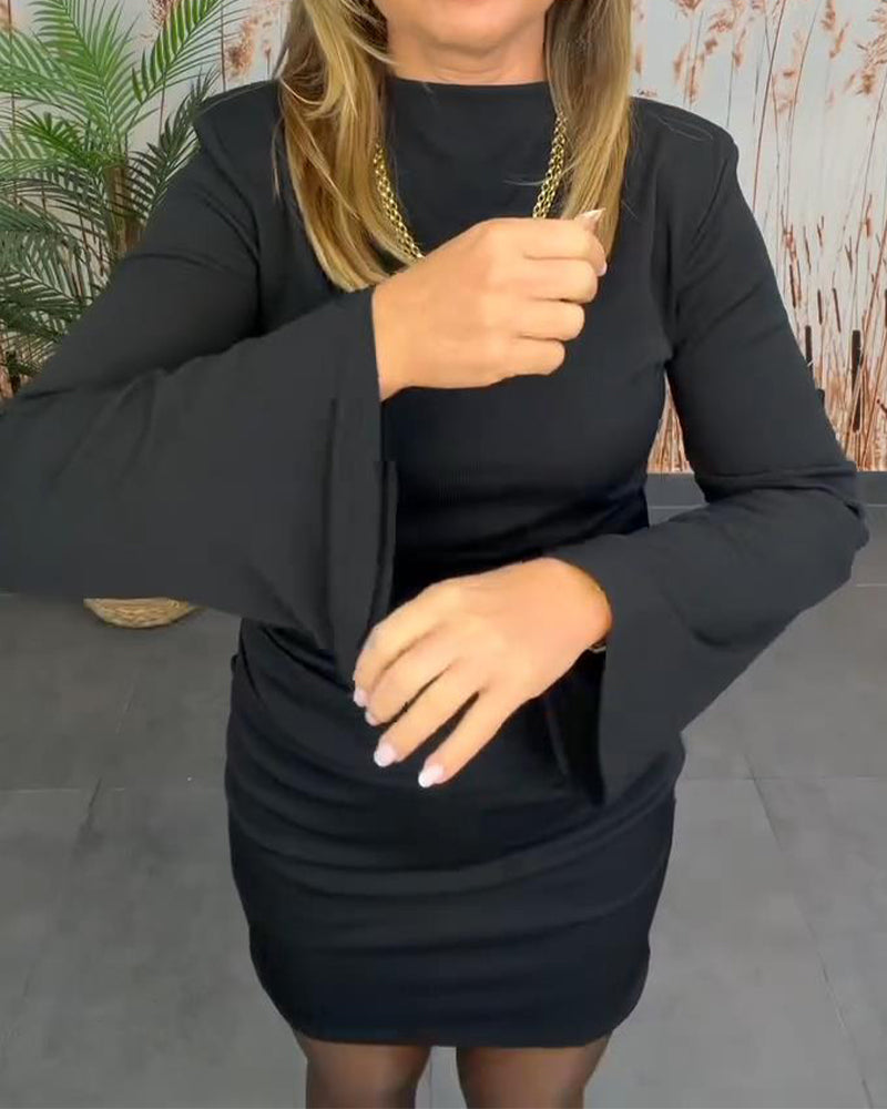 Bodycon-Kleid mit Schirmärmeln und langen Ärmeln