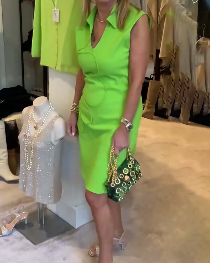 Kleid V-Ausschnitt ärmellos tailliert