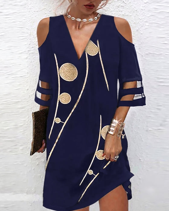 V-Ausschnitt-Off-Shoulder-Kleid Mit Spitzeneinsatz