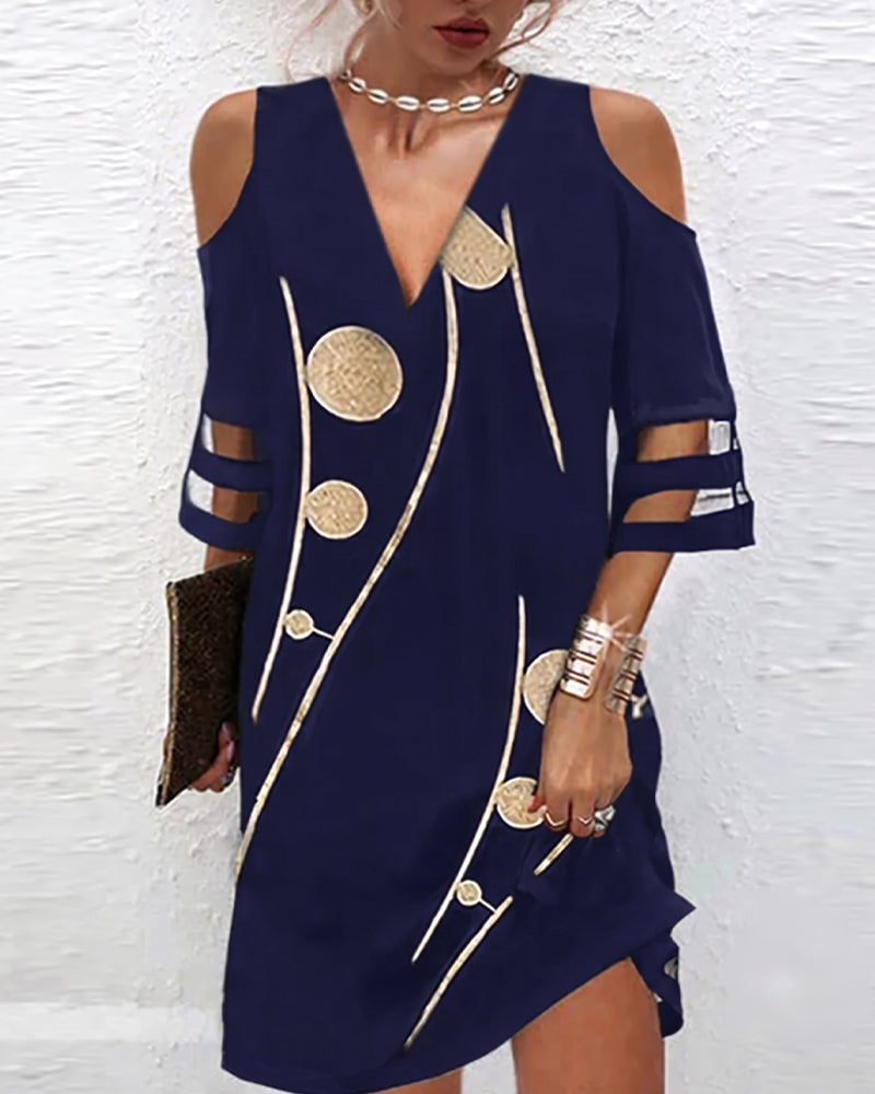 V-Ausschnitt-Off-Shoulder-Kleid Mit Spitzeneinsatz