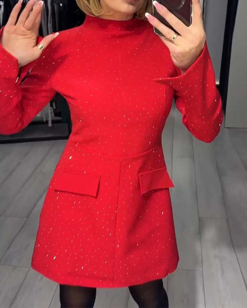 Elegantes Kleid mit dezentem Schimmer