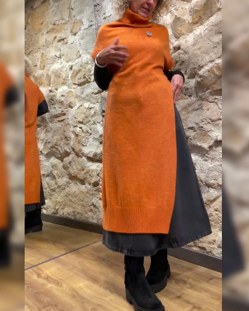 Kurze Ärmel Pullover mit Schlitzen und Rollkragen