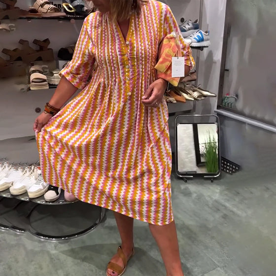 Kleid mit Wellenmuster