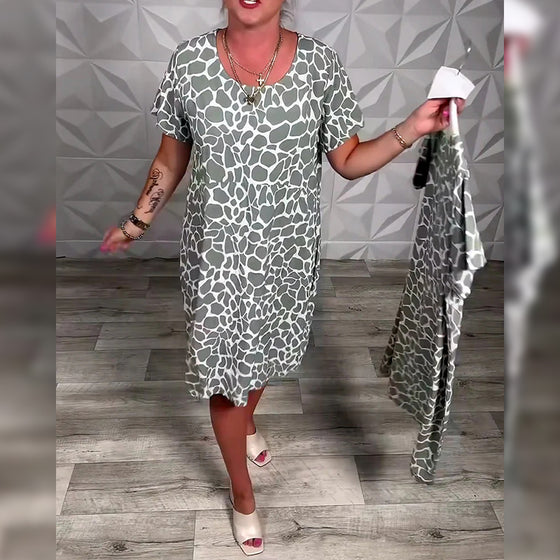 Lässiges Kleid mit Rundhalsausschnitt und Print