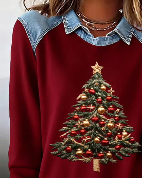 Sweatshirt aus Denim mit Patchwork-Details und Weihnachtsdruck