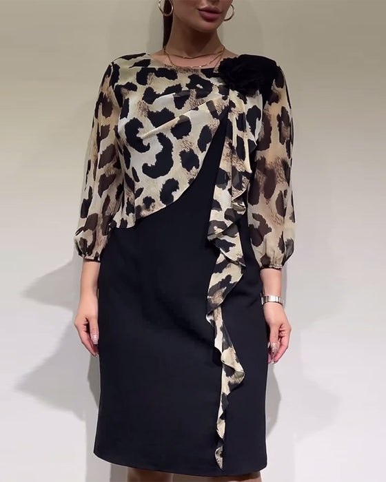 Patchwork-kleid mit leoparden-print