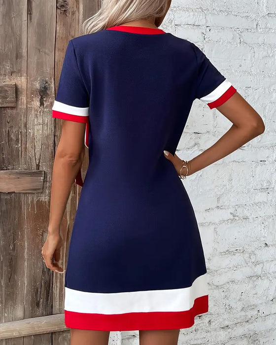 Kleid Kurzärmlig Kontrastband
