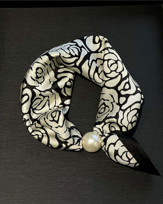Müheloser Glamour: Perlenkettenschal 🧣