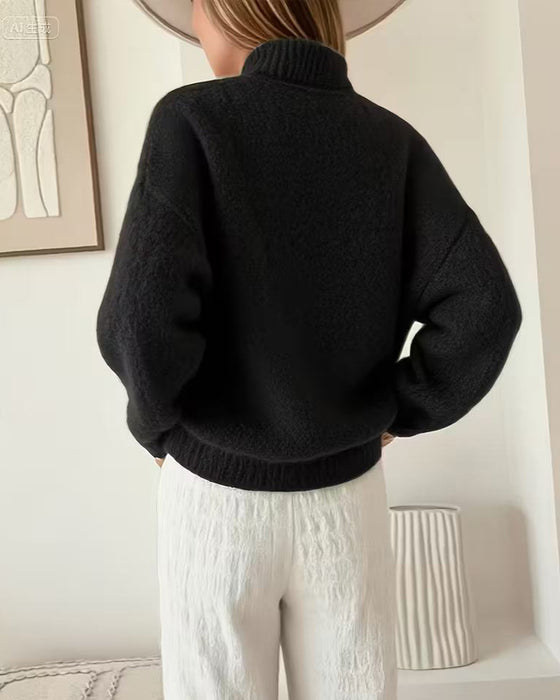 Lässiger Pullover Mit Metallknöpfen