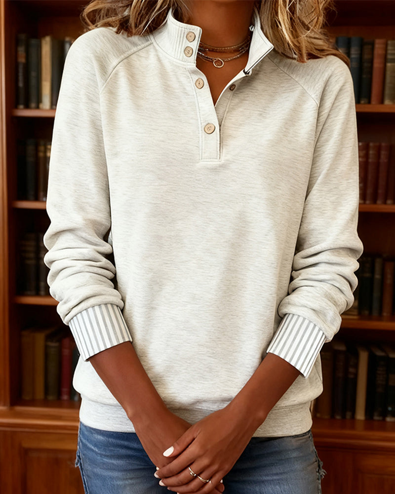 Sweatshirt Mit Polokragen Und Halb Geöffneter Knopfleiste