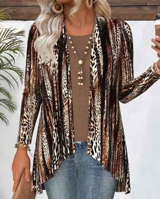 Top Mit Faux Zwei-Teiligem Design, Leopardenmuster-Panelierung Und Chicem Ambiente