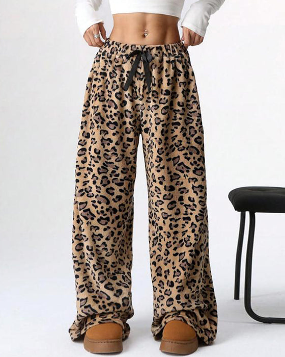 Hosen Mit Unisex, Leopardenmuster Und Weitbeinig Merkmalen