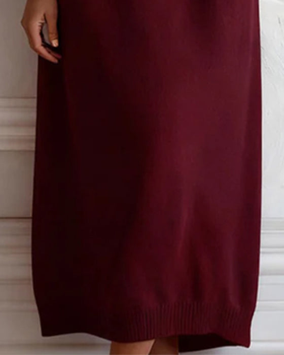 Unifarbenes Strickkleid mit Rundhalsausschnitt