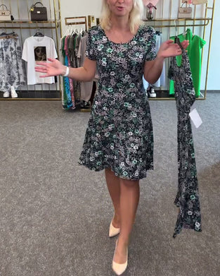 Kleid Stilvoll Schmale Taille Bedruckt