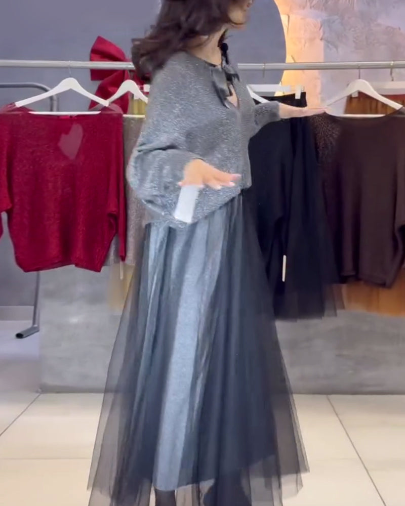 Pullover und Rock mit Fledermausärmeln und Schimmer