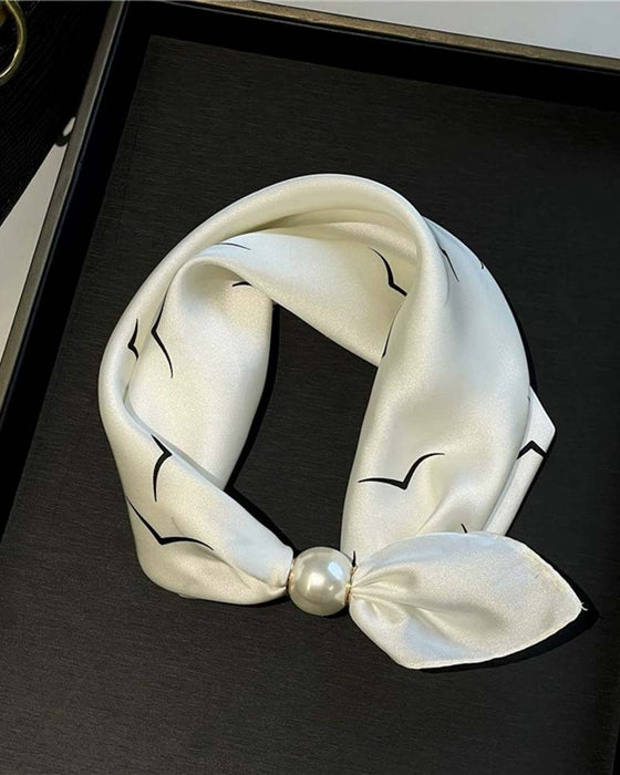 Müheloser Glamour: Perlenkettenschal 🧣