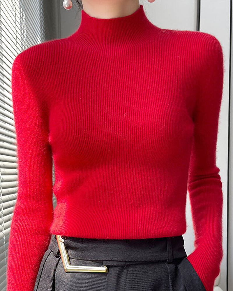 Gestrickter Pullover Mit Halbhohem Kragen