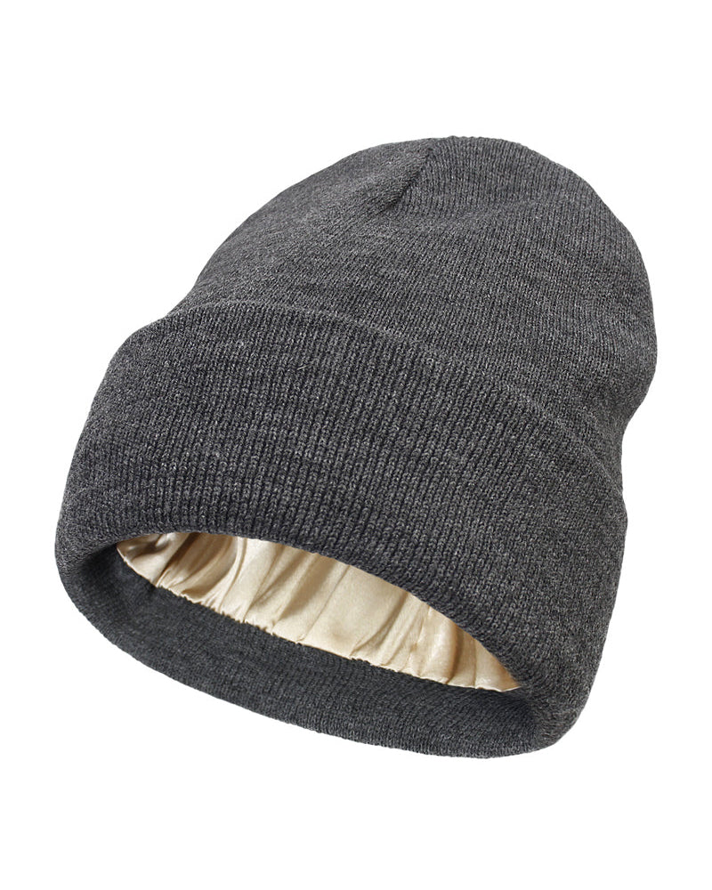 Einfarbige Strickmütze