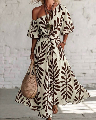 Kleid Ein-Schulter Blattmuster Taille