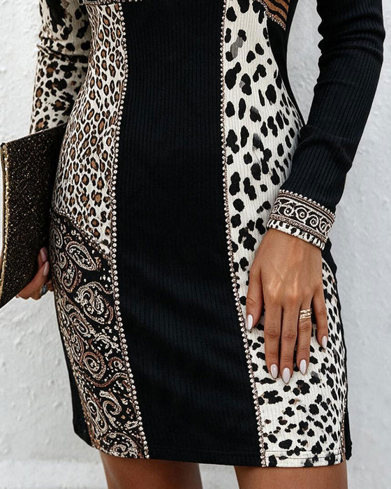 Kleid Mit Kapuze Leopardenmuster Reißverschluss