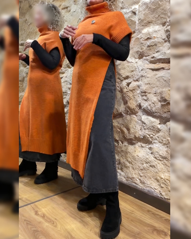 Kurze Ärmel Pullover mit Schlitzen und Rollkragen