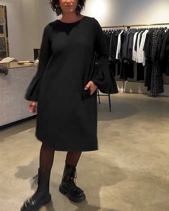 Kleid Uni Schwingenärmel Rüschen