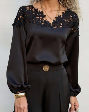 Durchbrochene einfarbige langärmlige Bluse mit Einsätzen