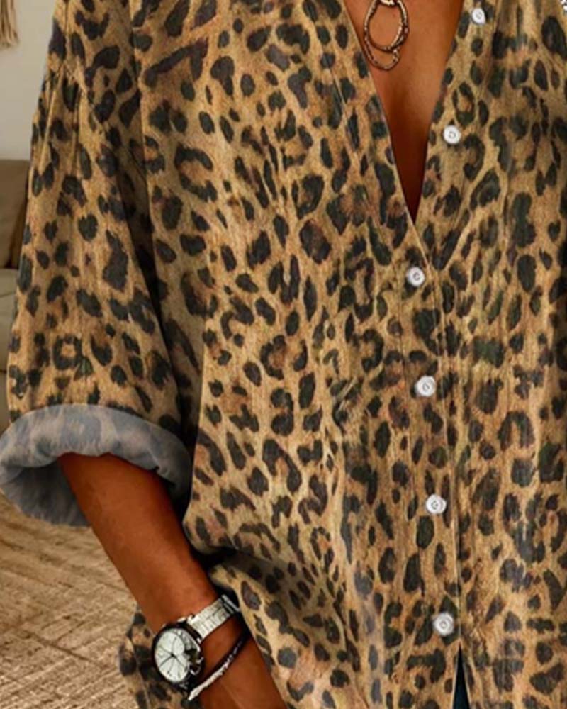 Hemd V-Ausschnitt Knopf Leopard Langarm