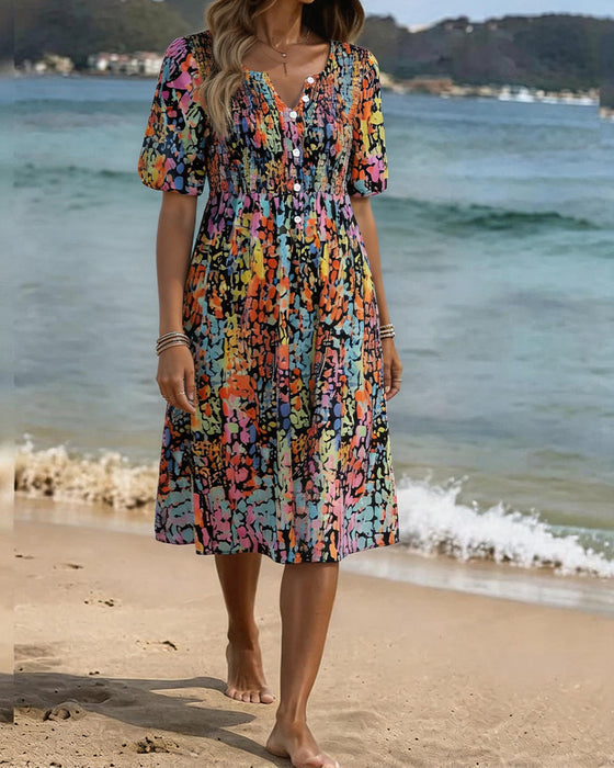 Kleid Mit V-Ausschnitt Und Kurzen Ärmeln