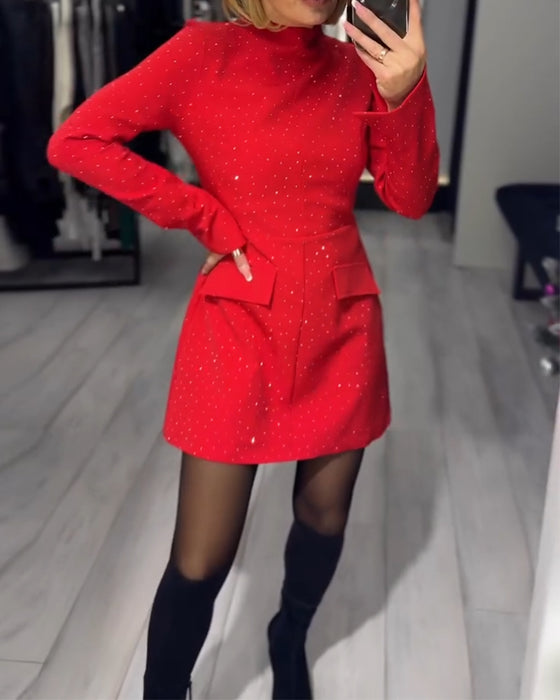 Elegantes Kleid mit dezentem Schimmer