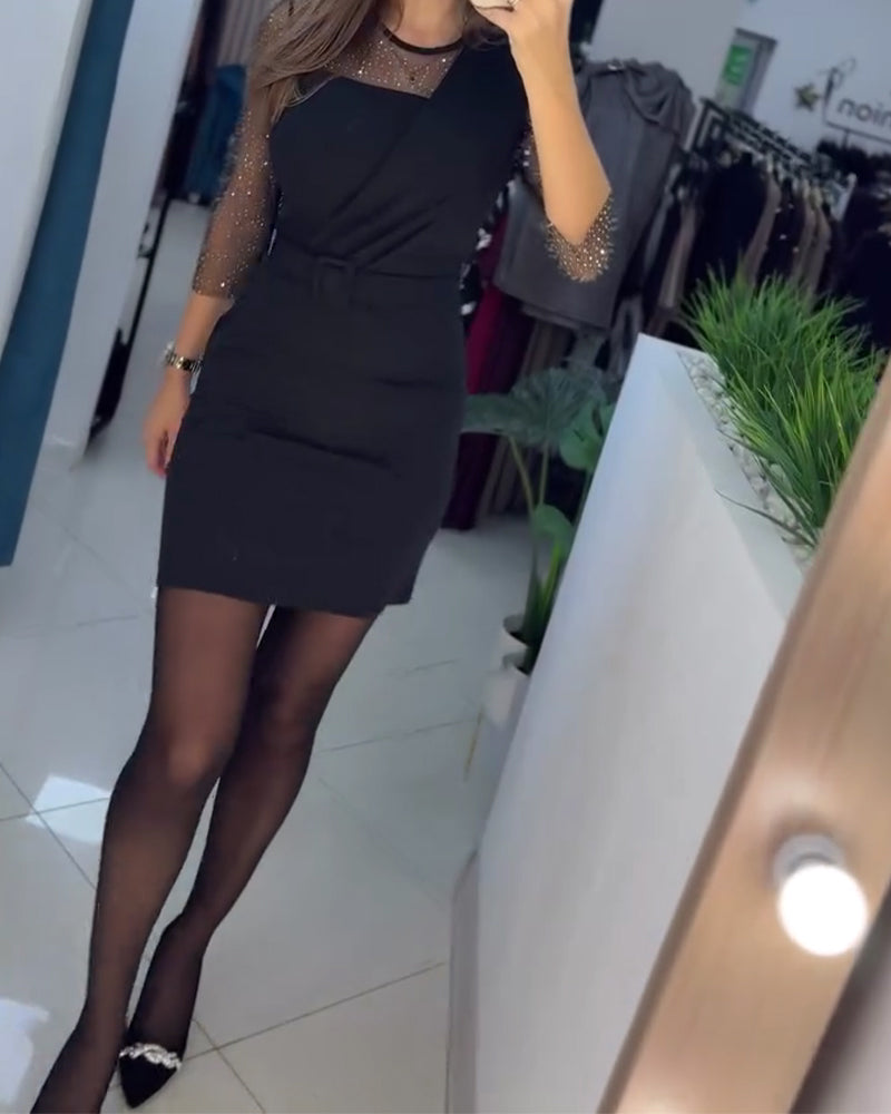 Kleid Mesh Kappe Strass Slim Fit Hüftumspielend