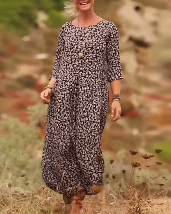 Modisches bedrucktes Kleid mit Rundhalsausschnitt