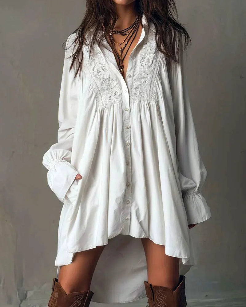 Kleid Mit Spitzeneinsätzen Und Puffärmeln