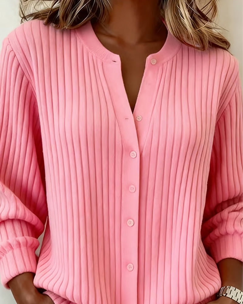 Unifarbener langärmeliger Pullover mit Rundhalsausschnitt