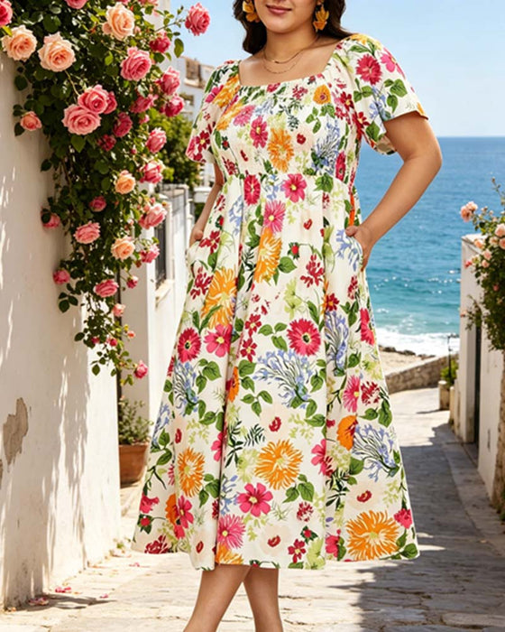 Kleid Quadratischer Ausschnitt Blumig Smock Taille