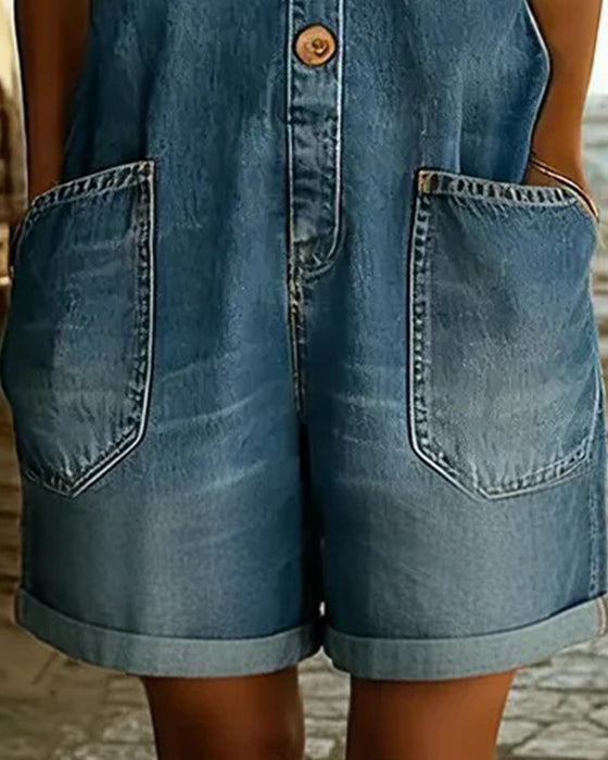Jumpsuits mit lässigen Denim-Shorts