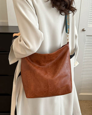 Eimertasche mit großem Fassungsvermögen und Vintage-Schultergurt