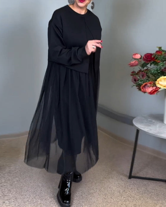 Elegantes Kleid mit unregelmäßigen Maschennähten in Volltonfarbe